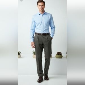 Dockers Men's Dark Olive Chinos Size 34x31 (EUC)